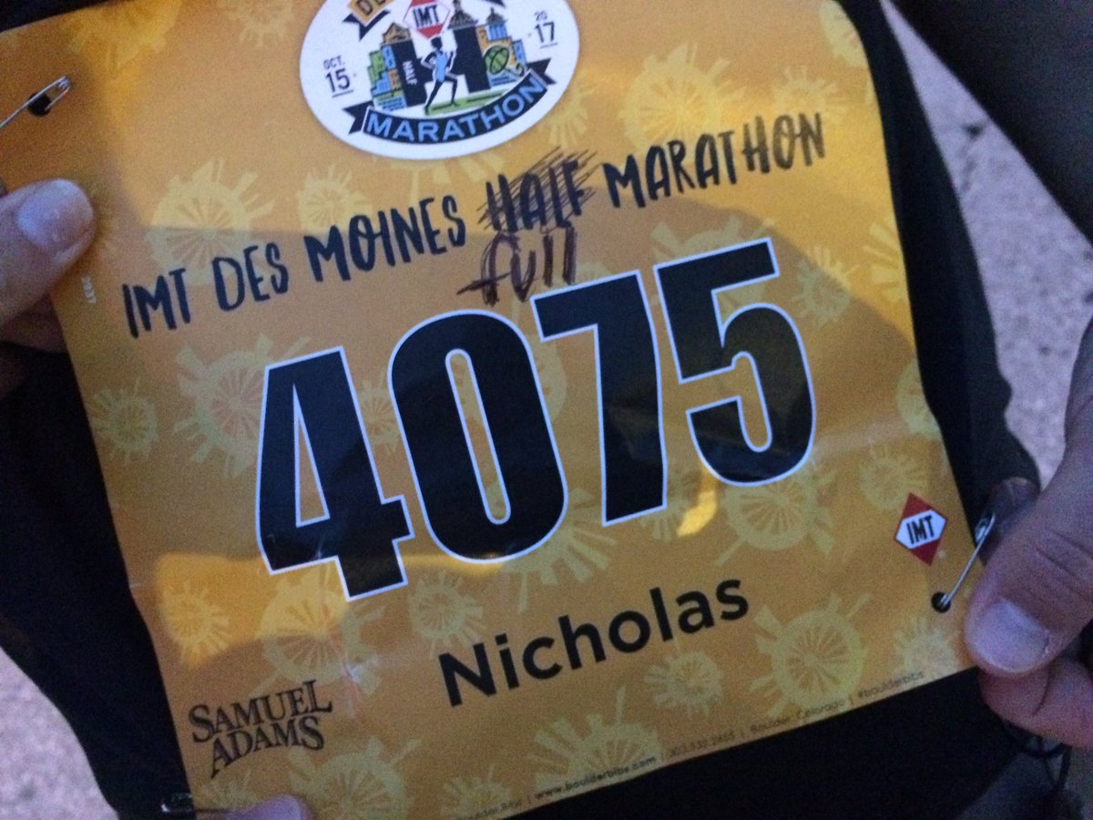 MamaGottaRun's tweet photo. IMT Des Moines Marathon My crazy brother upped it to the full yesterday! Let's do this! #imtdmm @IMTDMM @MccollomNick https://t.co/b6J0CHtGCz