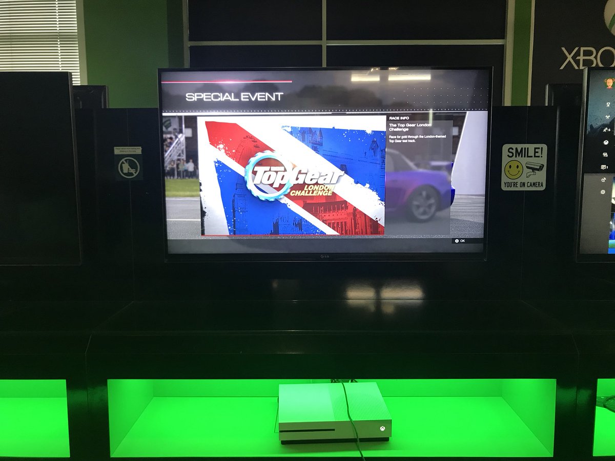 vmwarejk's tweet photo. Who can’t resist a game of @ForzaMotorsport @Xbox  #MCTTTT @MSLearning https://t.co/V2VsWufZAU