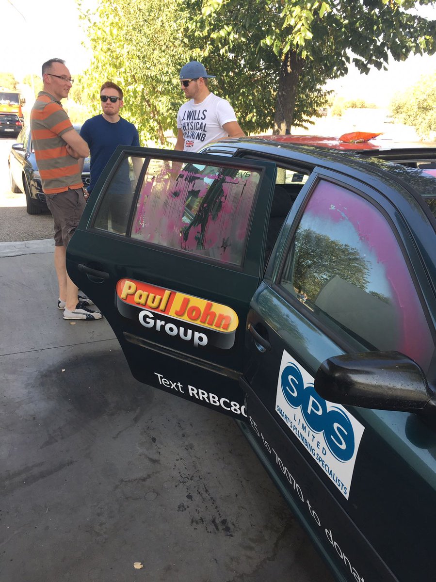 RustBucketeers's tweet photo. The journey continues! Team Rustchugget and May Contain Nuts take a break on the way to Malaga. #rustbucketeers https://t.co/1JBzPVLKu1