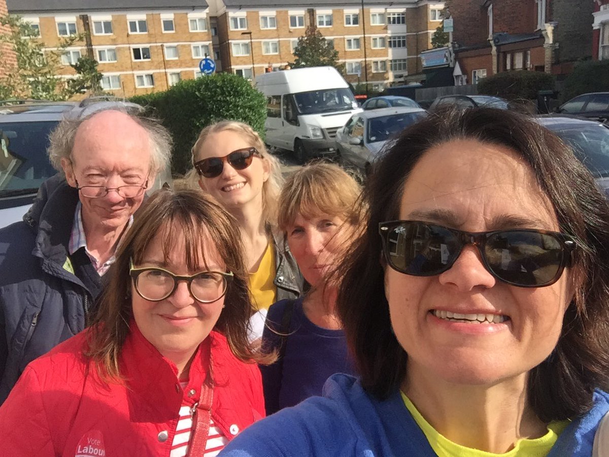 CatherineWest1's tweet image. Sun always shines in Alex ward @lizmcshane