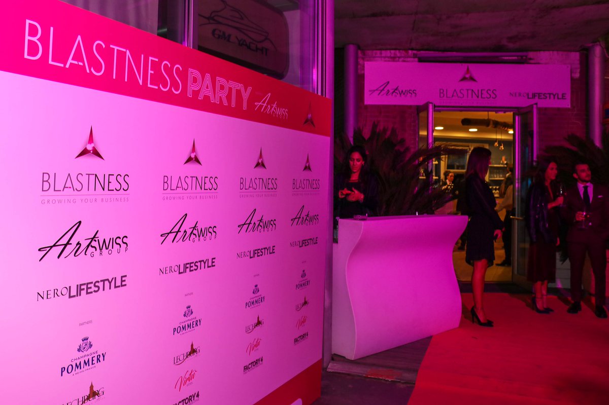 WePhotoSmile4Us's tweet photo. Momenti #blastnessparty !! #artswissgroup #blastness #ttgrimini #ttg2017 #darsenasunsetbar #wephoto #smile4us https://t.co/rbGNRYGHjv