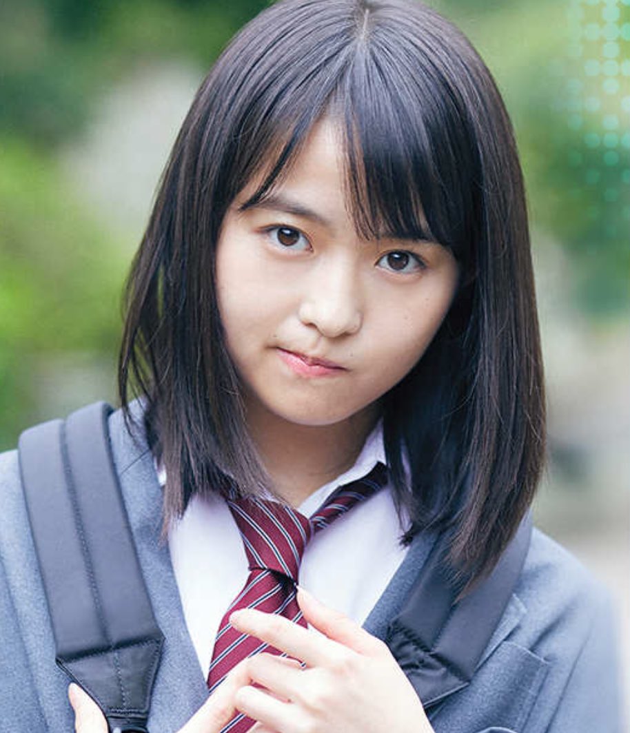 乃木坂46の19thシングルのアーティスト写真、伊藤万理華さんのこの表情