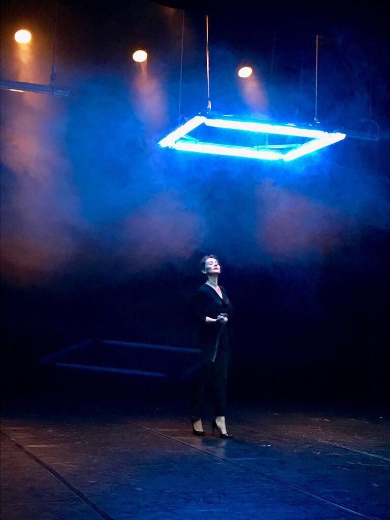 CollectifNightS's tweet photo. C'était au teatro biondo, c'était LFDJAULALC et c'était fort bien #nightshot #pluym #bertani #teatrobiondo #palerme #teatrobastardo https://t.co/xhYlelJhPz