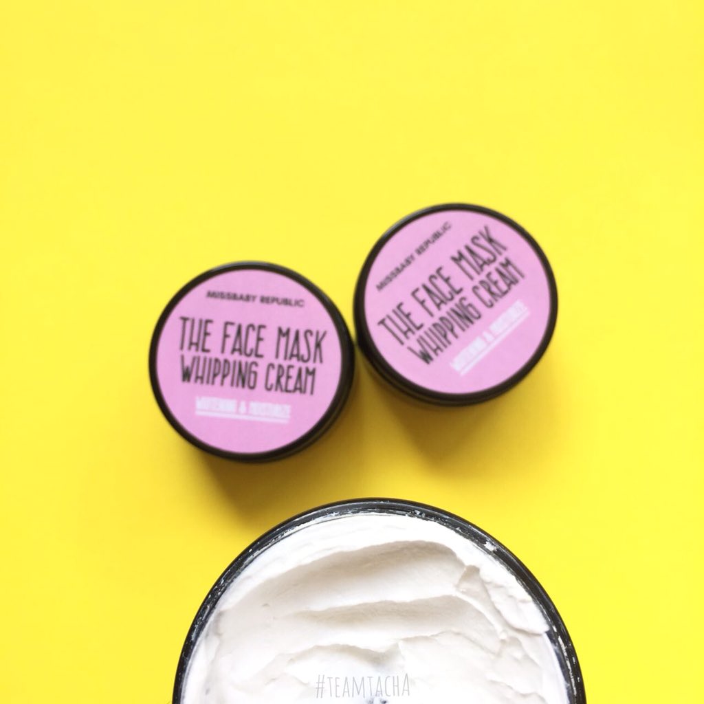 mb_republic's tweet photo. Face Mask (pink) / (Whitening &amp; Moisturize) -
Melembapkan kulit, mencerahkan kulit muka, mengecutkan jerawat. 
Lepas cuci, 100% moist! 😋 https://t.co/hRFf3eXg92