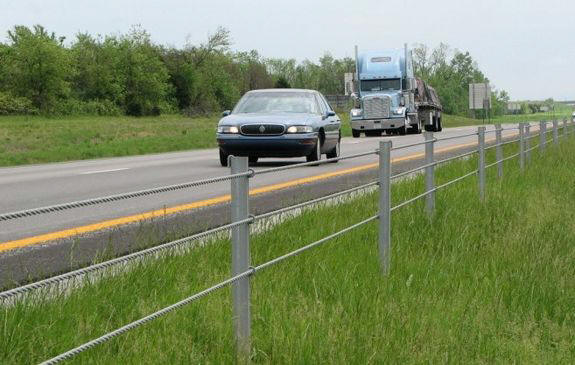 The Michigan Department of Transportation says high tension cable median barriers are safer blackburnnews.com/chatham/chatha… https://t.co/Hs0jZK4dg8