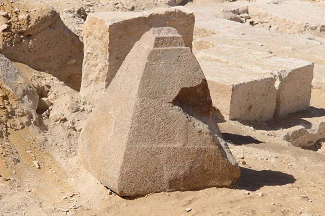 ancientorigins's tweet photo. 4,000-Year-Old Pyramid Peak #Discovered at Long-Lost Burial Site of 6th Dynasty #Egyptian Queen https://t.co/kSRdwTQVYf https://t.co/SRTHSIFfxm