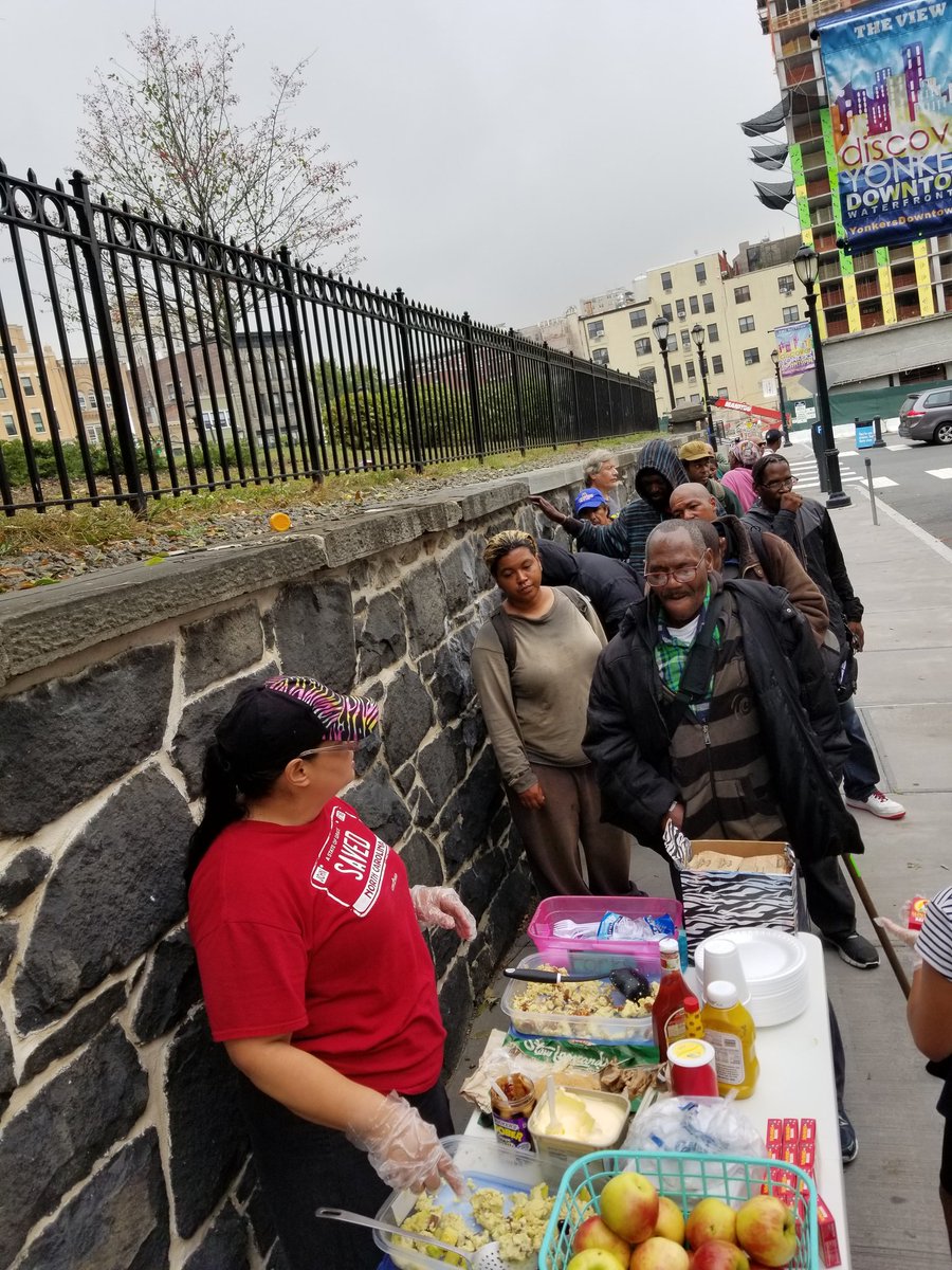 tararosenblum's tweet photo. The power of one act of kindness on full display in #GettySquare! Our 1st shoot in a year long story! @News12WC https://t.co/2ZQ6lQU78I