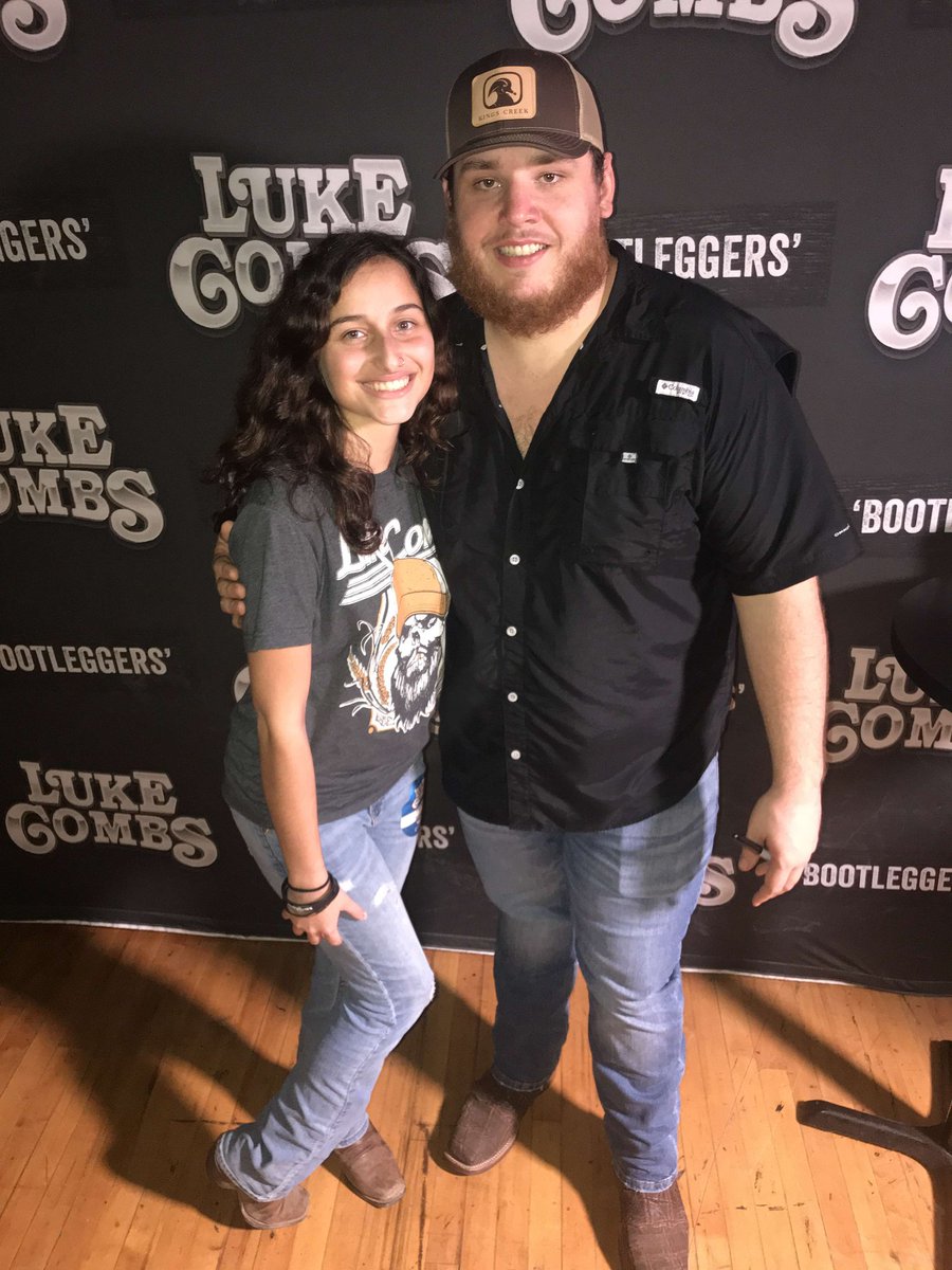 torresjayden_'s tweet photo. This concert was thee highlight of my year ❤ @LukeCombsMusic https://t.co/sZd9eNSrPG