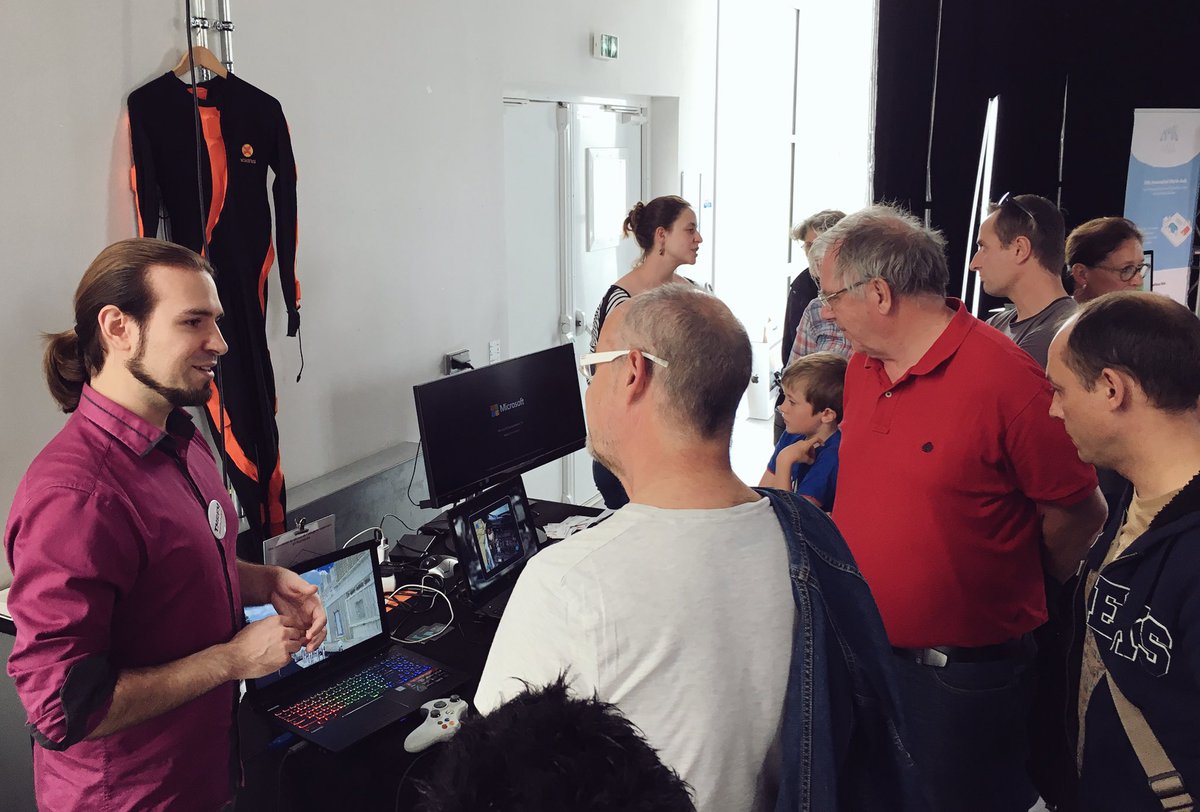 _LeDome's tweet photo. #ParoleDePublic "Si on modélise un espace en 3D, on peut piquer les lunettes de @DigiworksAgency pour le visiter ?" #Novimage #TurfuFestival https://t.co/TLjljmEH8R
