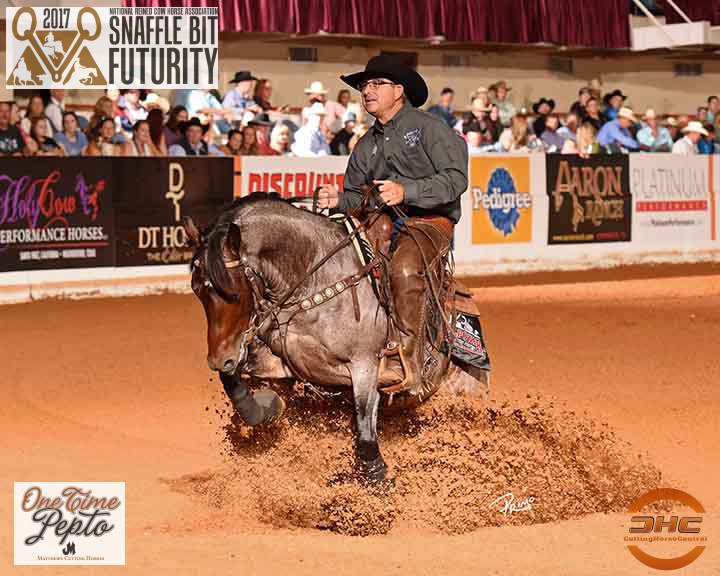 PHorseCentral's tweet photo. Jake Gorrell &amp; Plain Catty scored an amazing 225 in the cow work to clinch victory #NRCHA #SnaffleBitFuturity https://t.co/yzaZYfNL7u https://t.co/Zjq8MeWovA