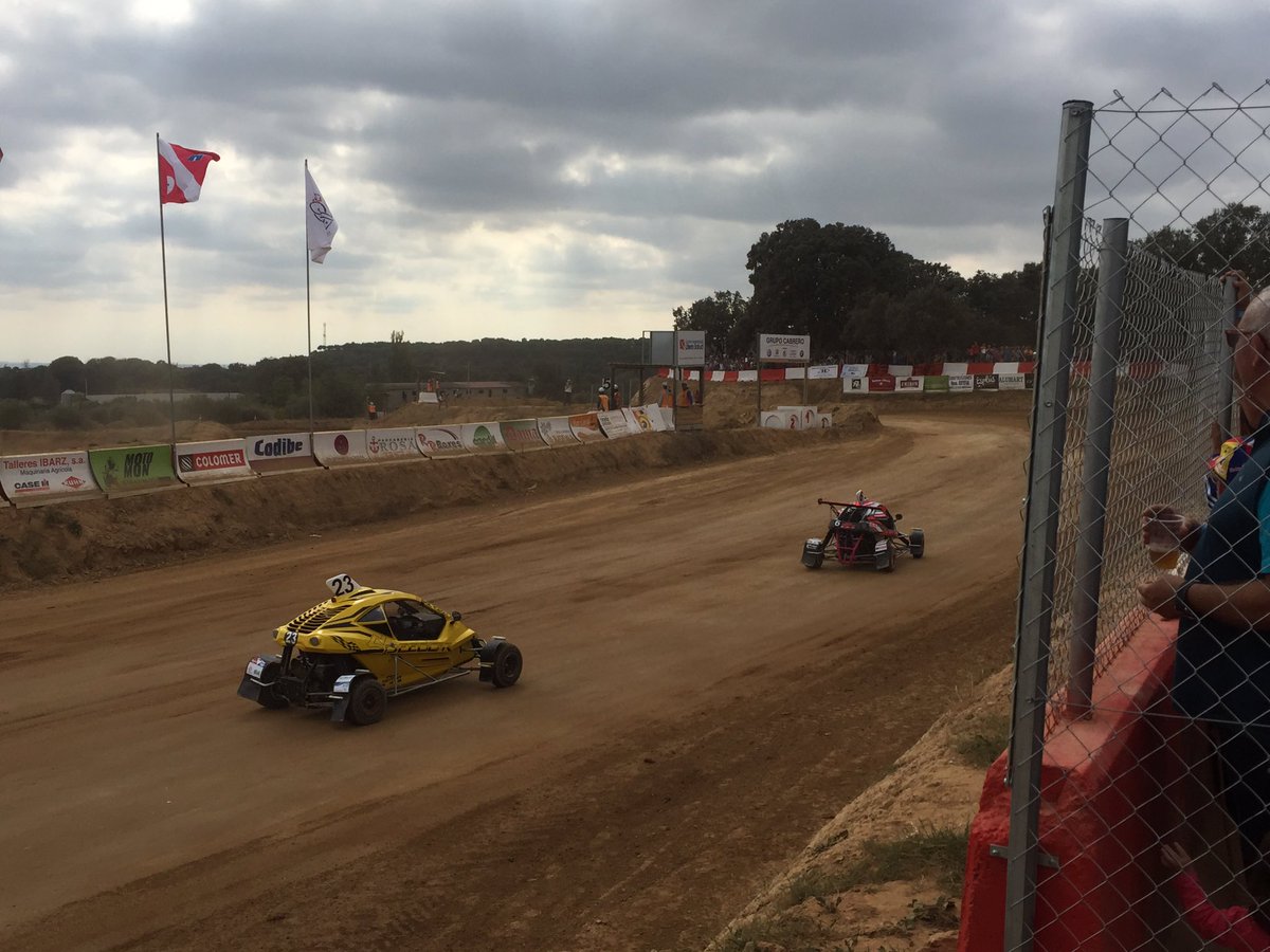 Ánchel Echegoyen tweet media