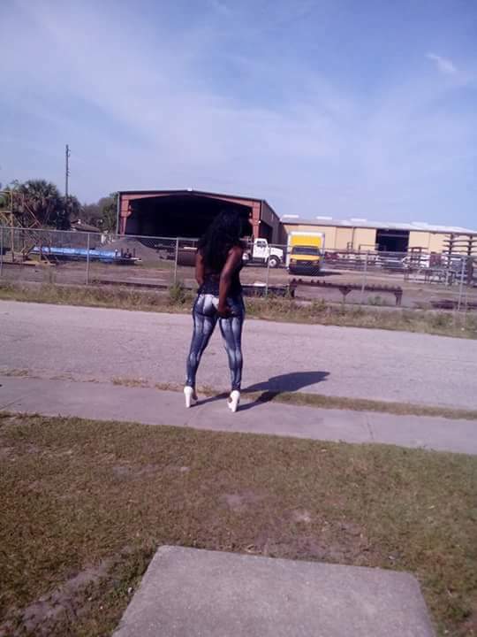 DATBABIE35's tweet photo. All in miami when i was living life and making my cash still have the drive to make money.... https://t.co/S4qzYe4ncZ