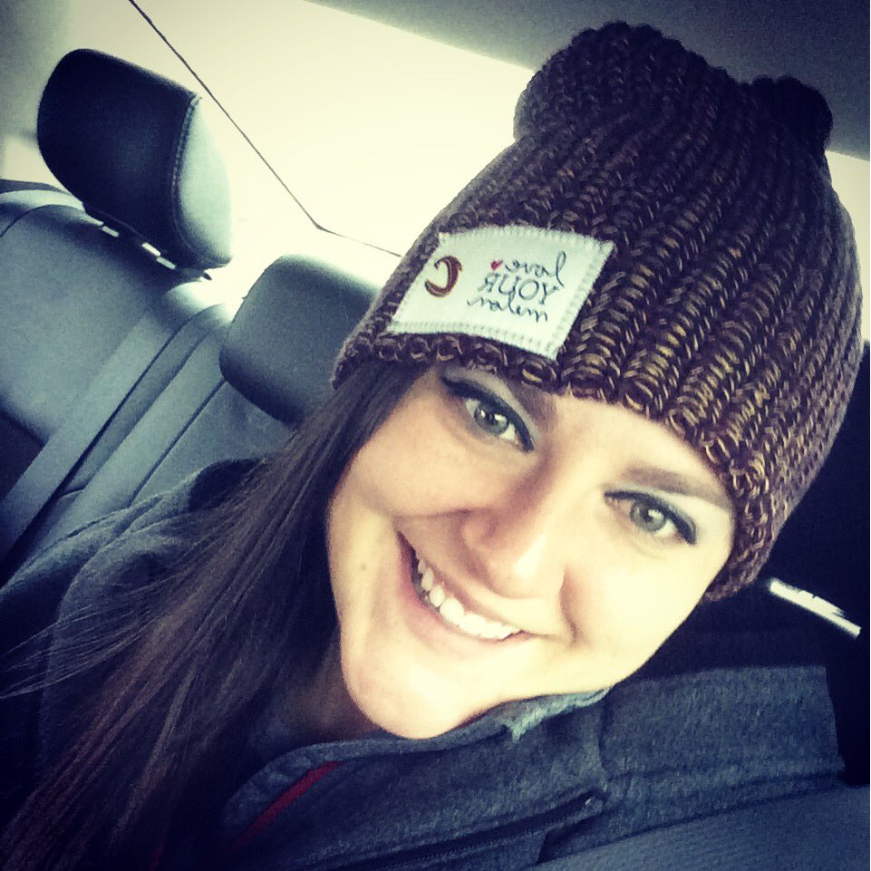 Cra_ZKar07's tweet photo. @elkandelk @cavs Loved going to the #loveyourmelon game last season! ❤️ https://t.co/b1NdAFeNtX