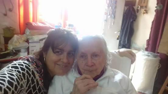 fabicatamarca's tweet photo. #EsteFinde feliz dia mami abu.y a todas las mamis de argentina 
Abrazo desde Catamarca
Besos Domi ..Edgar presente😙 https://t.co/cMfiBhwJQW