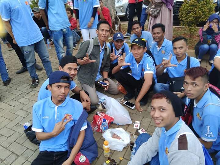 sisa kemarin nge live <a href="/LL_Jadetabek/">LesLov Jadetabek</a> <a href="/andi_kejora_/">Andi</a> <a href="/saylendra71/">aditya</a> <a href="/rizkibop/">Doday</a>  #LestyKejoraLiveDAMISBY