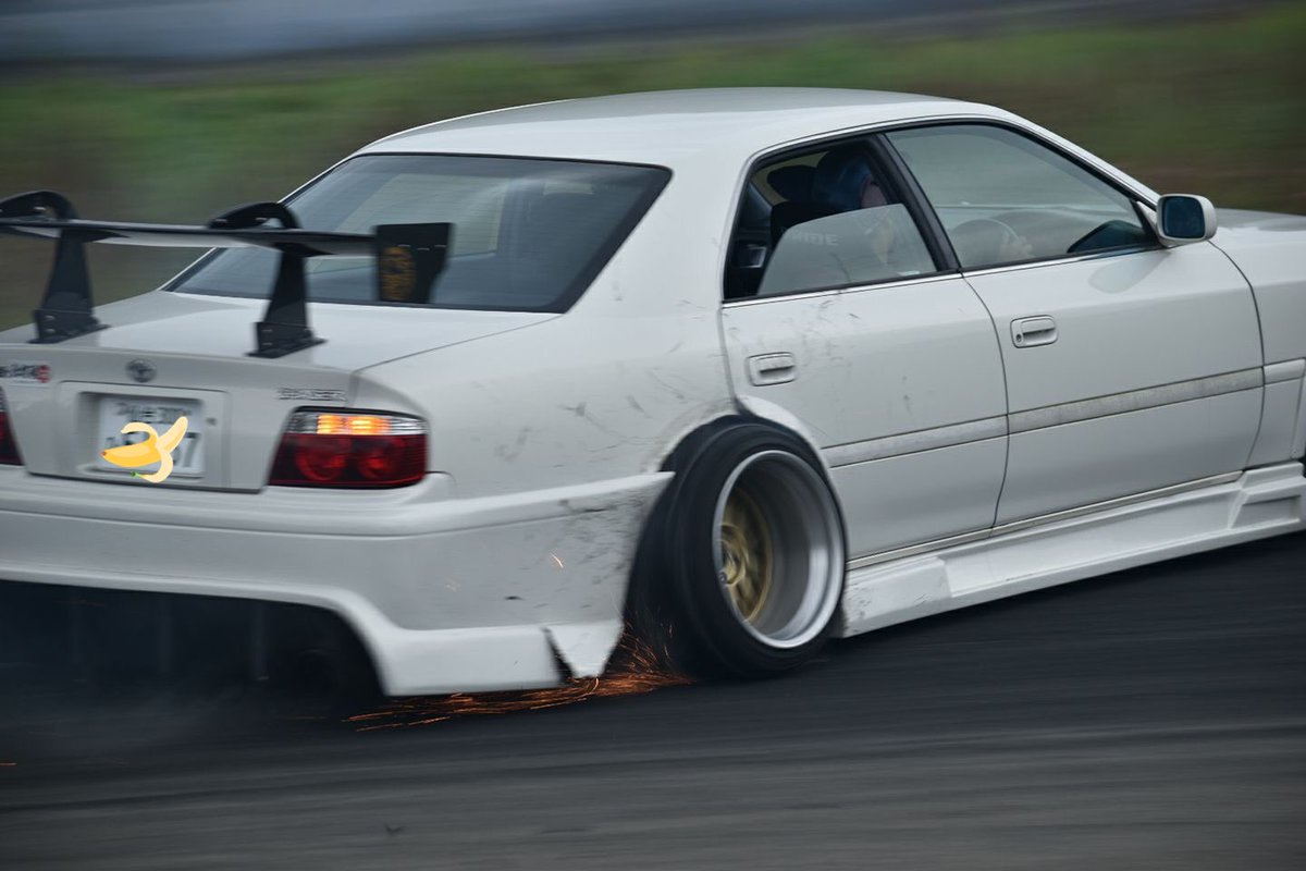 pEQvMwlbXc9gyWm's tweet photo. 天気は晴れて
涼しく最後まで車は壊れず
のむけん特別賞も頂いて
本当最高の1日でした!
ともちゃんチーター取りに戻ってくれて本当にありがとう!
今日サザン来られた方々寒い中お疲れ様でした^_^
今後も色物系走り卍で楽しく走ります🎵
#東北六発祭
#T6F https://t.co/uXBU9A6zc7