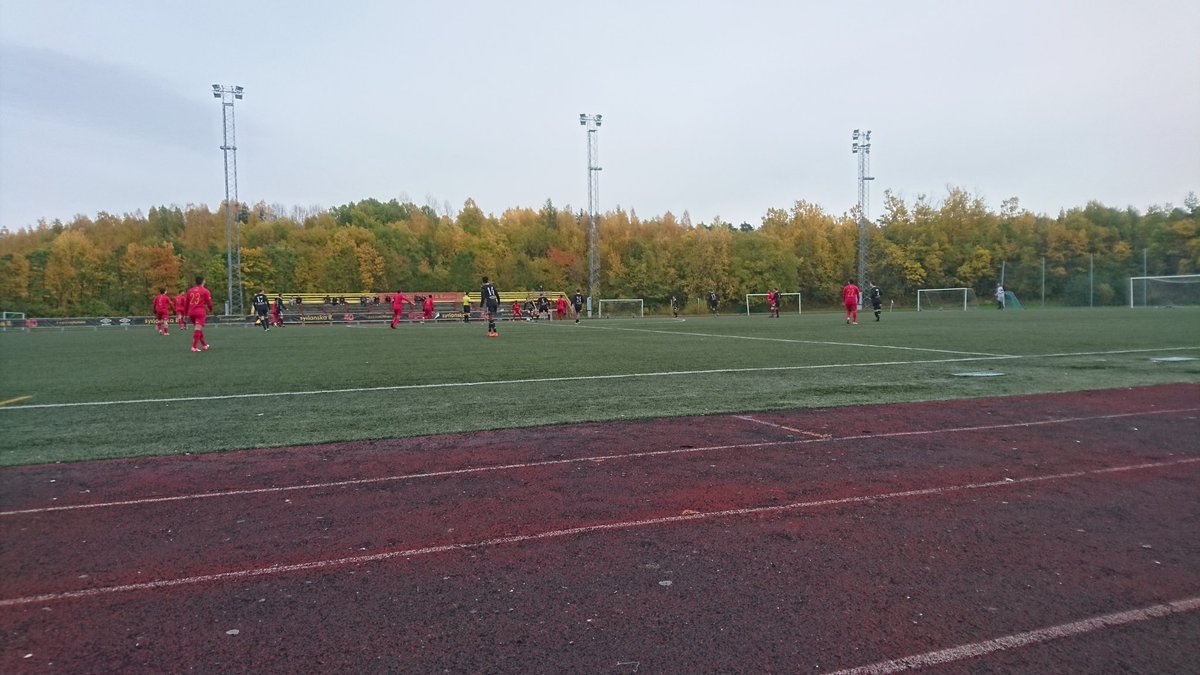 Syrianska_IF's tweet photo. SLUT: Syrianska förlorar en avslagen match mot @StromsbergsIF - 0-3 (0-2) på Wenströmska. #wearesyrianska https://t.co/et1fTsEwEc