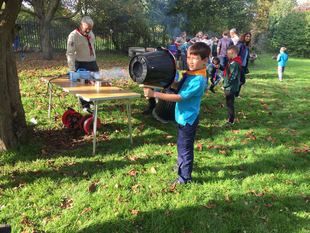 MissDLovesPE's tweet photo. Thanks to @WEScoutsSMT Cubs and Beavers for inviting us to share their awards day! #TopAwards #CheshireScouts #ACCSelfie #CheshTeamACC https://t.co/rWQnCq0QQd
