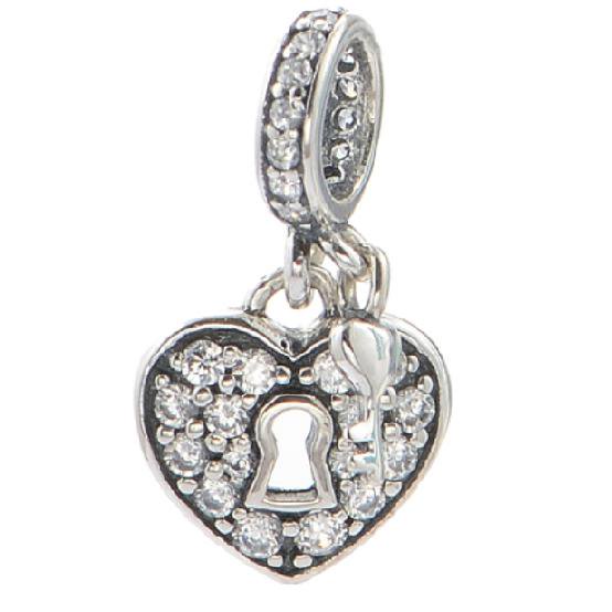 WishUponACharm's tweet photo. #CubicZirconia heart locket #DangleCharm https://t.co/pTkRgQMjGo https://t.co/FX6BeefyhO