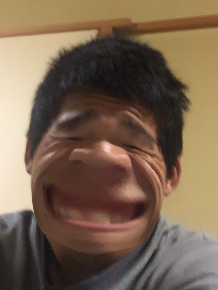 Saka_1325's tweet photo. 今日でサッカー部を引退しました。今まで一緒に戦ってきた仲間達、先生方、保護者の方々には感謝の言葉しか出ません。
最後の大会、サッカー部の3番の呪いを破り出場出来たこと、嬉しく思います。
本当にありがとうございました！
#オレンジ旋風
#選手権
#最高の仲間
#ラッキーボーイ https://t.co/Avfru1ZFG6