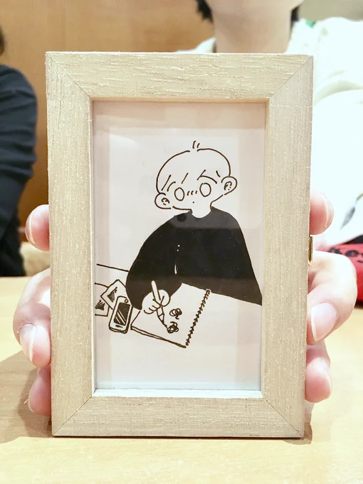 わたしも、はじめて自分の絵を送り出しました。ありがとう。
毎日持ち歩いてた子たちだから、じぶん以外のひとの元にあるというのがなんだか不思議なかんじ。 