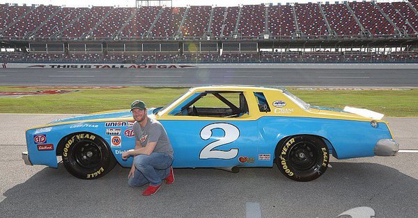 sincityshadow's tweet photo. #DaleEarnhartJrDay #Jr #DaleJr #Talladega #DaleJr88 #MonsterEnergy #MountainDew #DaleEarnhardtSr https://t.co/8rxAkUm04K
