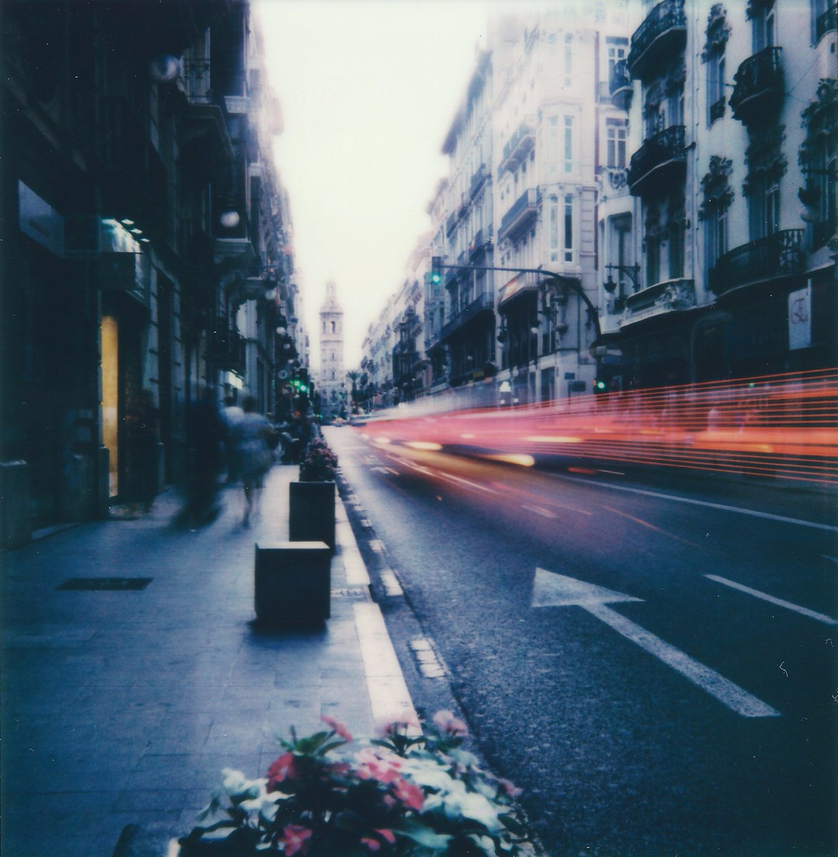 Ray_Liu's tweet photo. Some new entries to the #Lightcrawler series in time for #PolaroidWeek AW 2017, shot using Impossible Project I-1 &amp; @polaroidorignls I-Type https://t.co/9JKrwAKDPX
