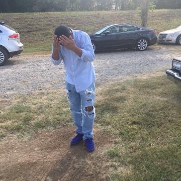 SirJosh__'s tweet photo. Idc if she a slut , she still my baby 💯 https://t.co/l5RzYUiBWy
