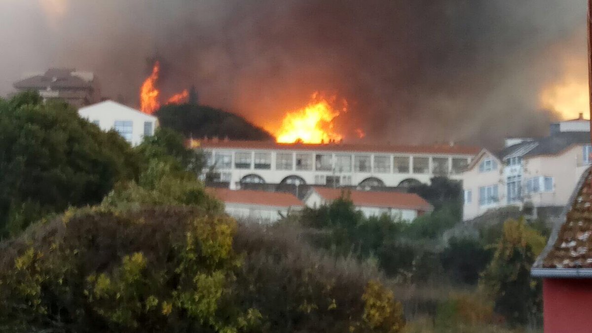 maria_rey's tweet photo. Esto es dramático #galiciaarde https://t.co/9Cl6EMAp3g