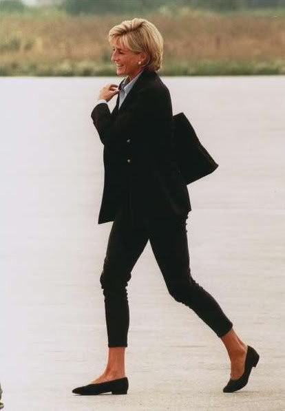 martijnvilijn's tweet photo. princess diana haar stijl!!!! wow https://t.co/uUr0Bhnjf2