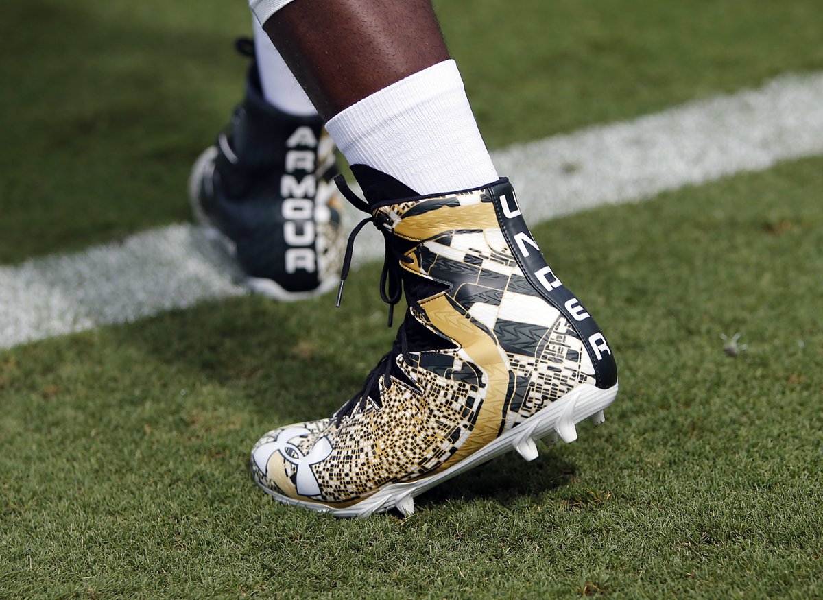 Jaguars's tweet photo. Run it.

#WinToday https://t.co/eikPdgSSqS