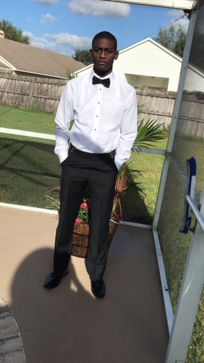 skool_teacher1's tweet photo. Jadens 1st Homecoming! #Homecoming2k17 #Cousins #ClassOf2020 #JadenGray @GQStyle @Gap @RalphLauren @nautica https://t.co/rMd8f40tgZ
