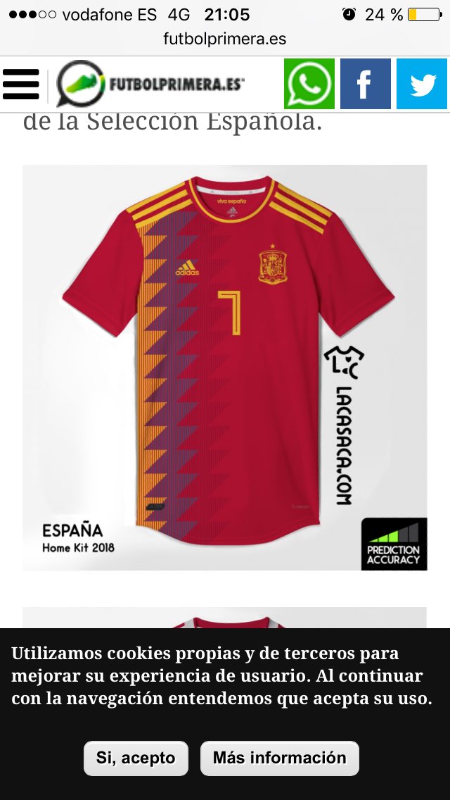 angelsanchez_p's tweet photo. ¿Quien es el iluminado que ha diseñado la camiseta q parece q lleva la bandera republicana? @SergioRamos @RaulGonzalez @marcoasensio10 https://t.co/jlcZdo0D7f