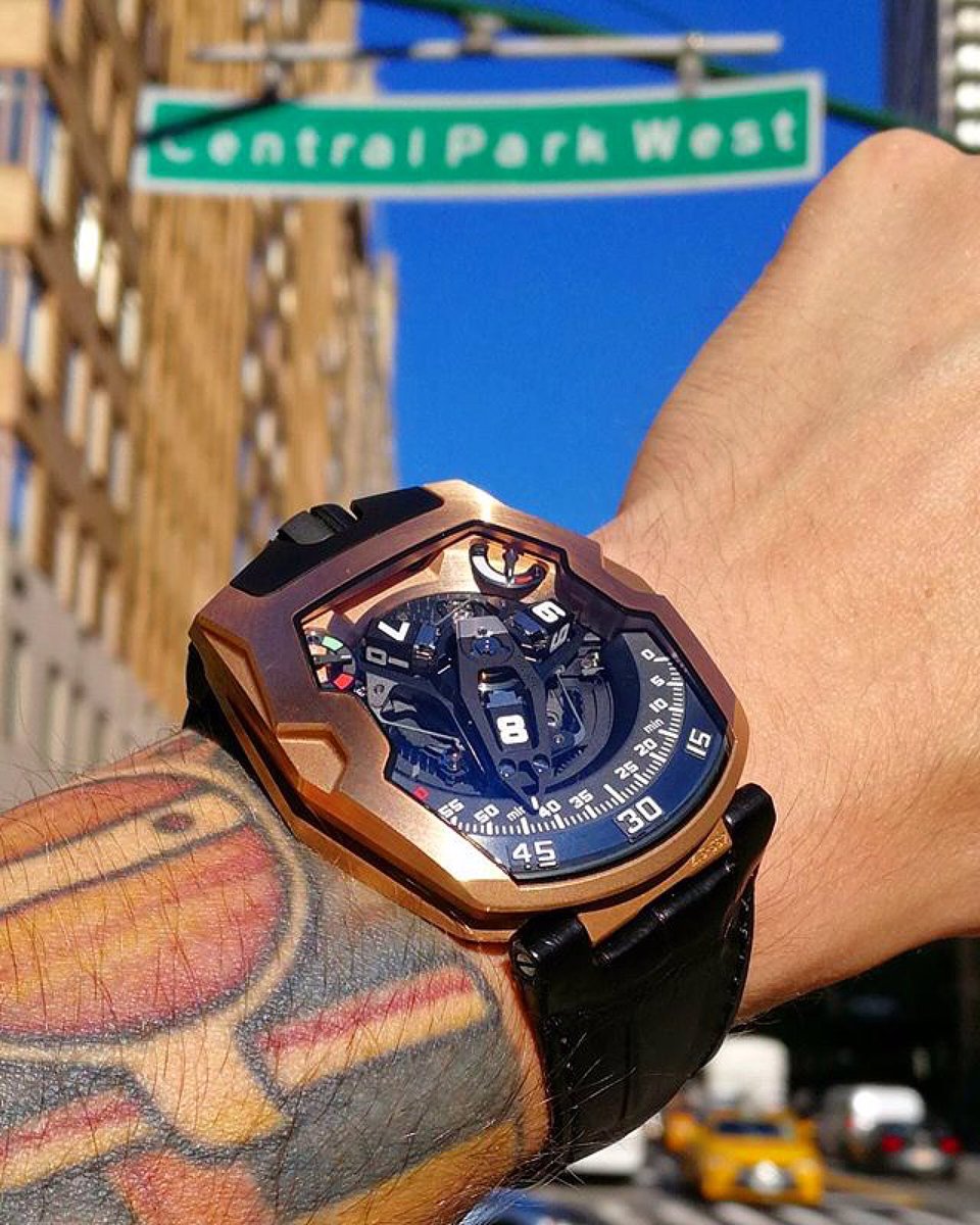 URWERK_Geneve's tweet photo. A central Perk! The UR-210 RG on the wrist of @jmastinef Discover the UR-210 collection => https://t.co/kP2KLjDm62
#urwerk #ur210 #newyork https://t.co/FNjCfhsTmB