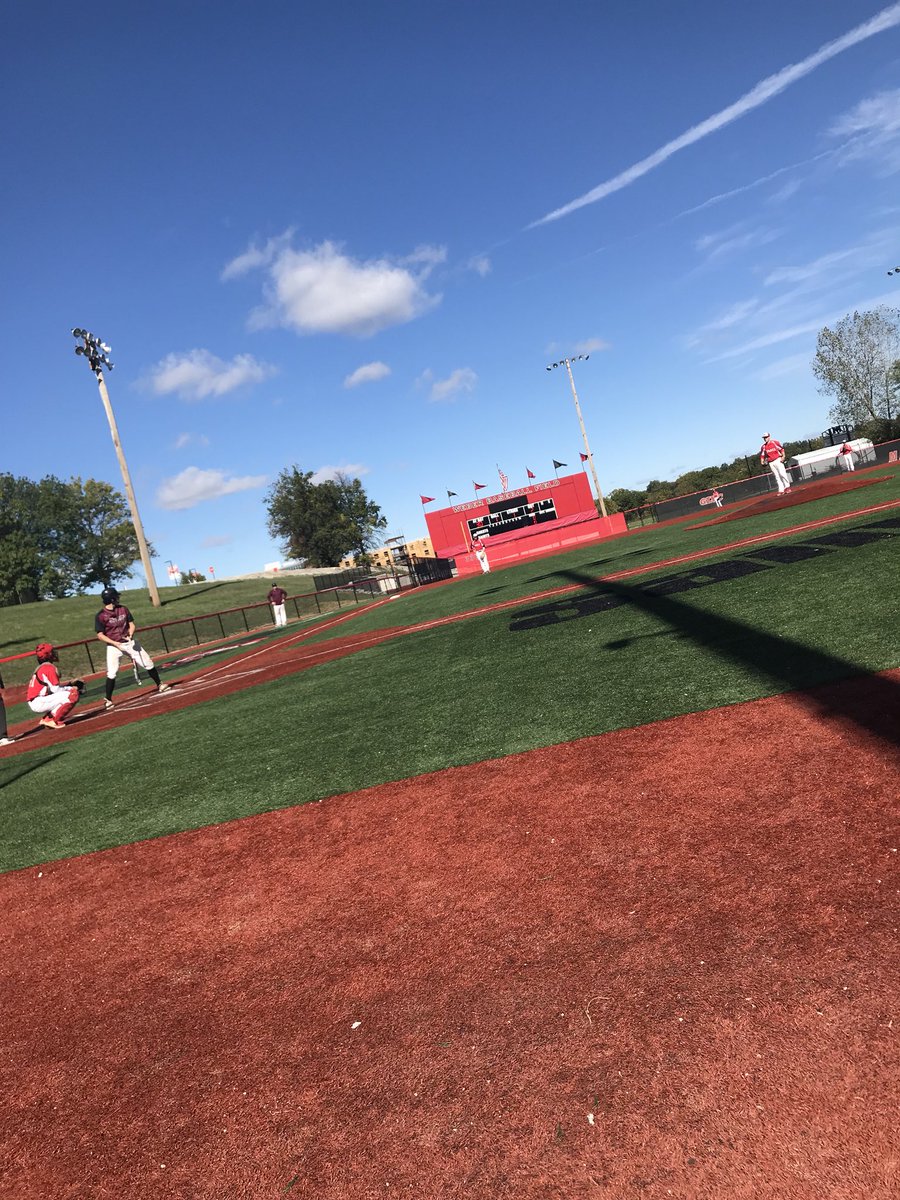 Game 3 vs SIU-C is underway at Maryville!!! <a href="/JayNobs/">john</a> is on the mound. #GoSaints #MUWin