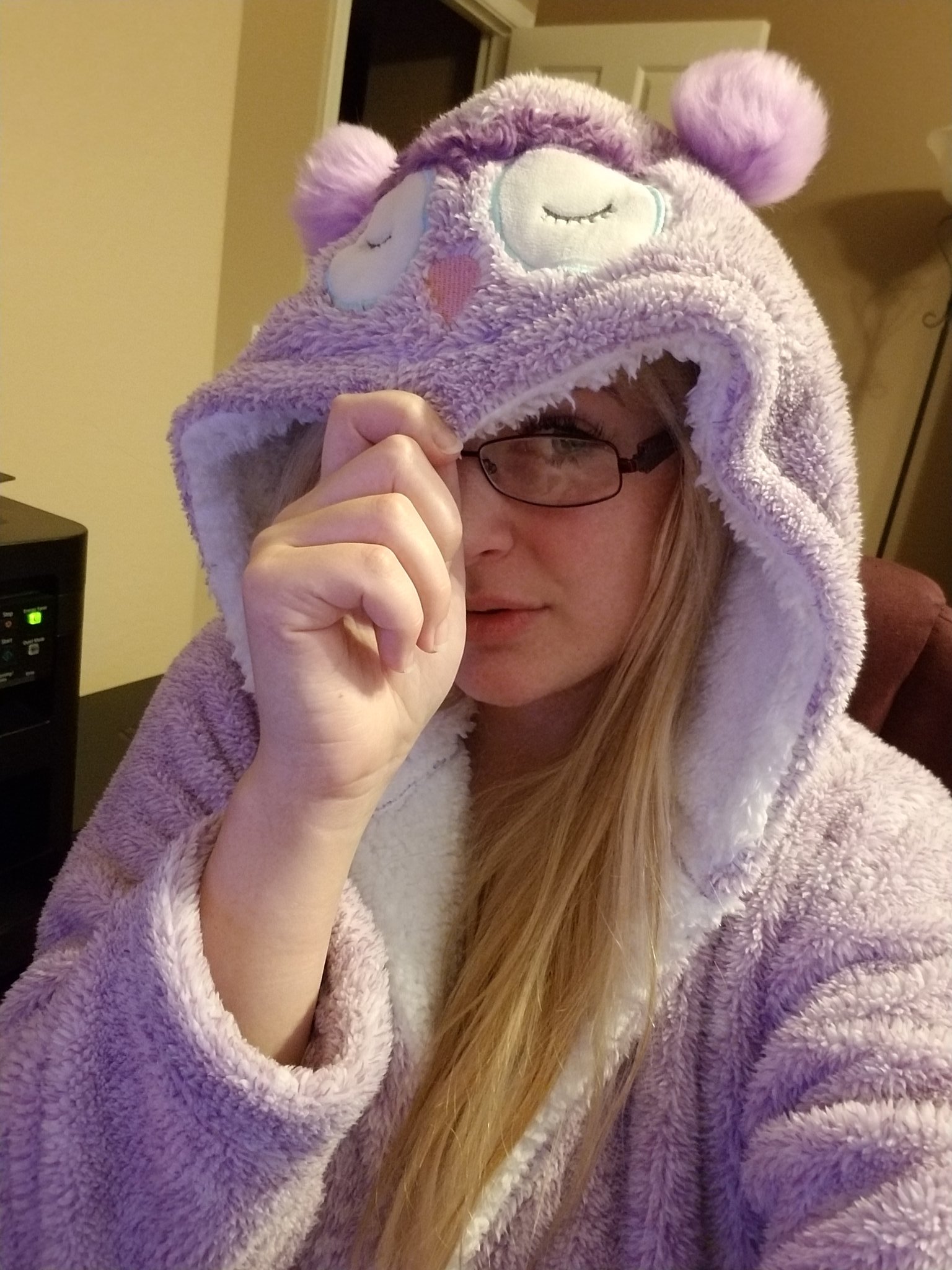 DanielleFTV on Twitter: "My wardrobe for work today. Editing this right