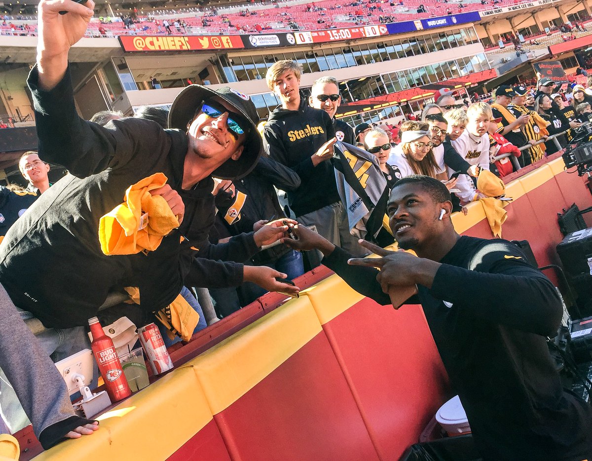 SteelersUnite's tweet image. 2️⃣5️⃣ showin’ love for #SteelersNation