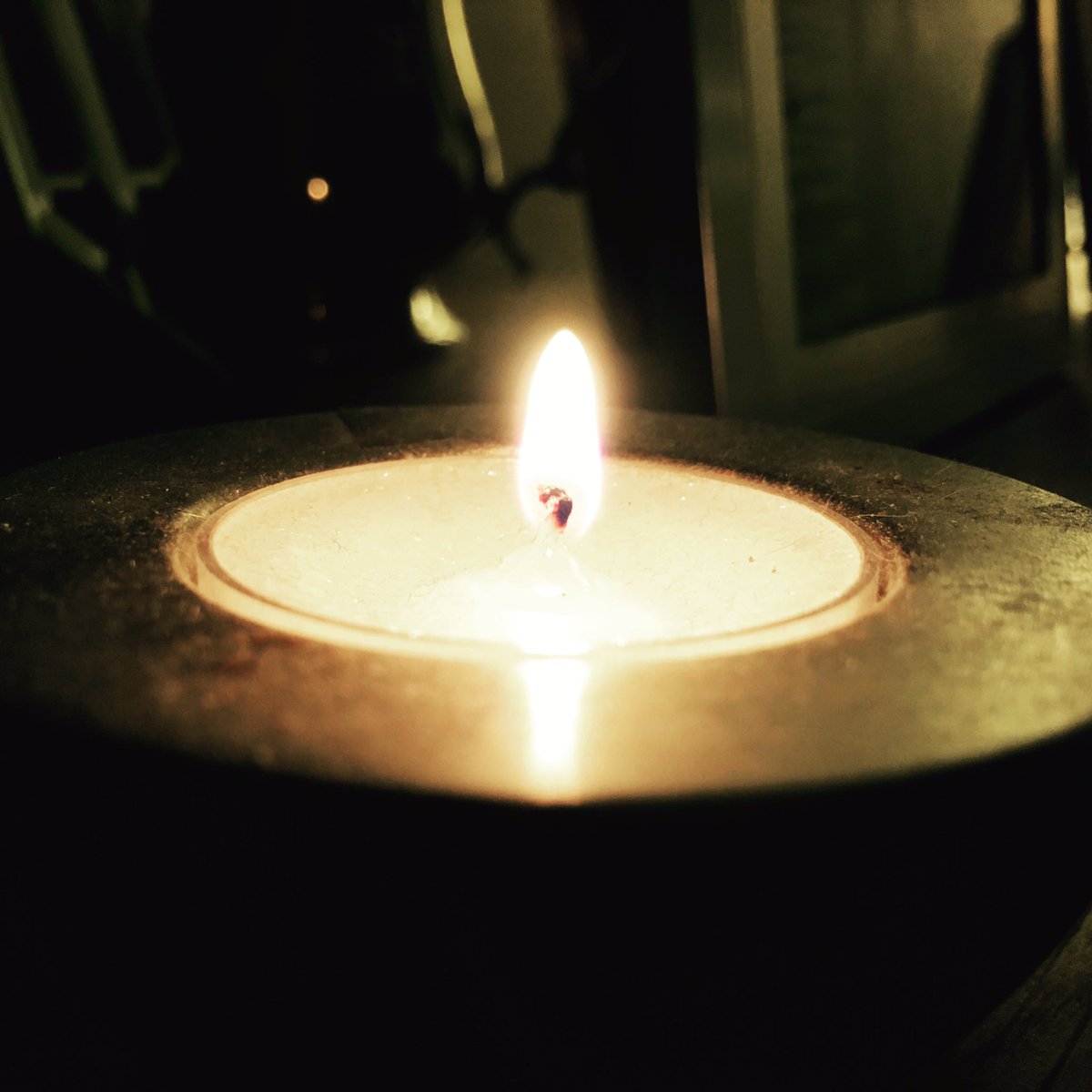 KarenHiggins10's tweet photo. ❤️ #waveoflight https://t.co/5ty5aqH5AJ