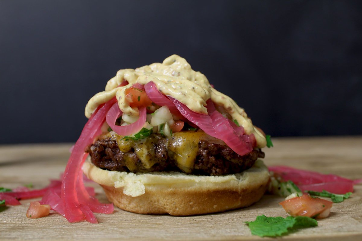 burgabox's tweet photo. A burger #recipe that will make you forget tomorrow is Monday + a special offer from RawSpiceBar. Get cookin': https://t.co/6agyLEtw5i https://t.co/s4xbCF0oB8