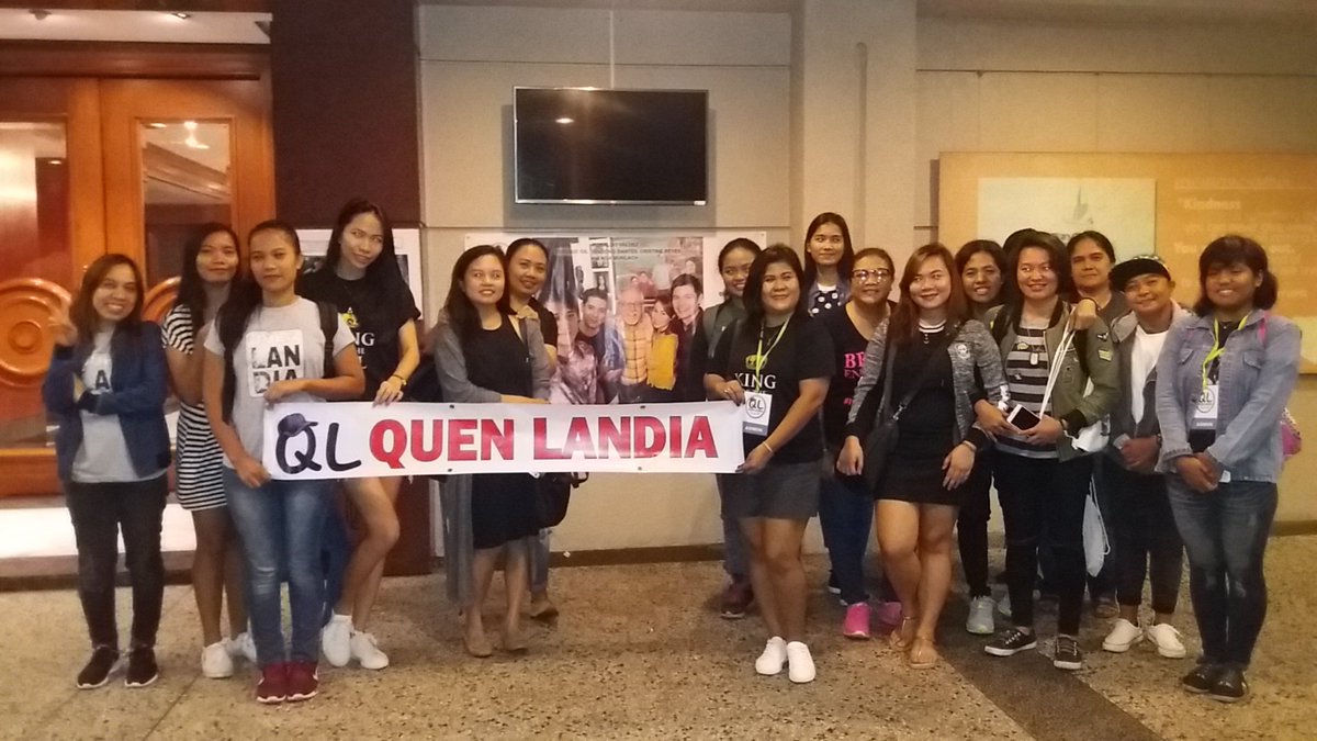 QuenLandiaOFC's tweet photo. Thank you Fam ❤❤ QuenLandia #SevenSundays  BlackScreening 

#SevenSundaysBlogcon https://t.co/3wDslyBPgJ