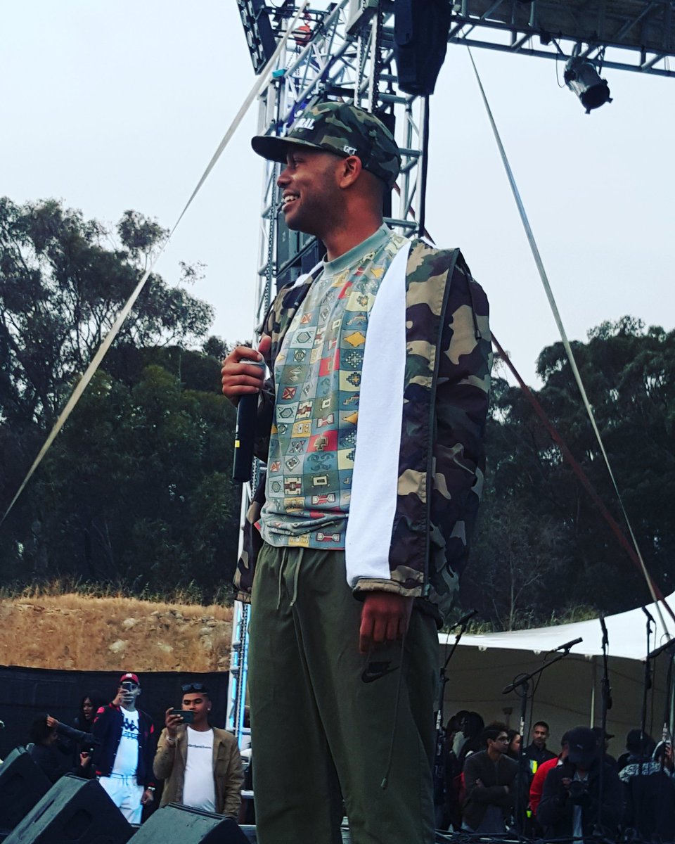 WilliamMR14's tweet photo. Successful weekend for @YoungstaCpt..in his element and having the whole of Ipotsoyi in his hand.
#Kaapstad #Y?Gen https://t.co/5LpQSZzu2g