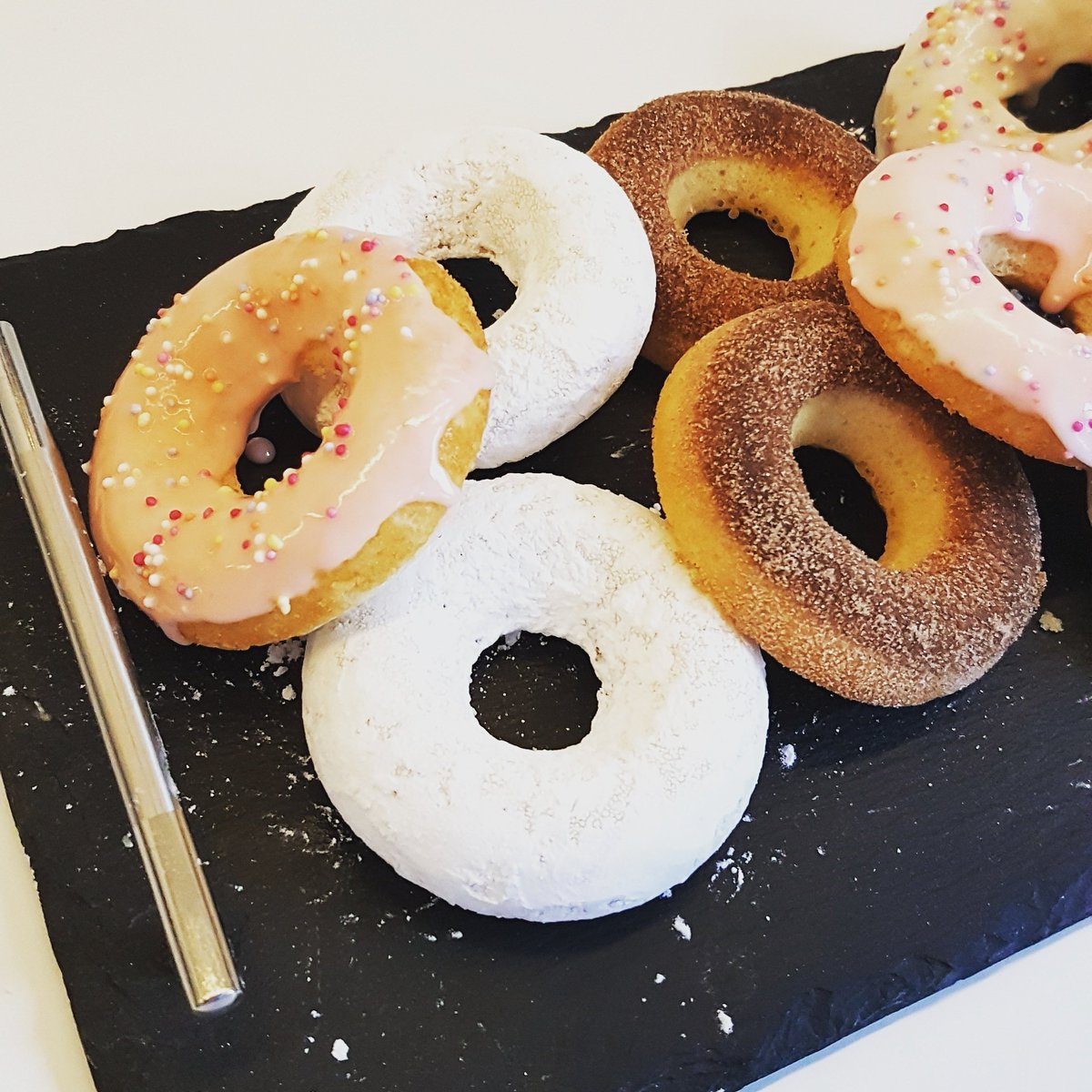 HoopLaCatering's tweet photo. We 💗 Donuts! These are baked vanilla sponge with 3 different toppings
#donuts #glaze #cinamon #sugar #baking #party #catering #HoopLa #Frome https://t.co/w4DPkkfl8X