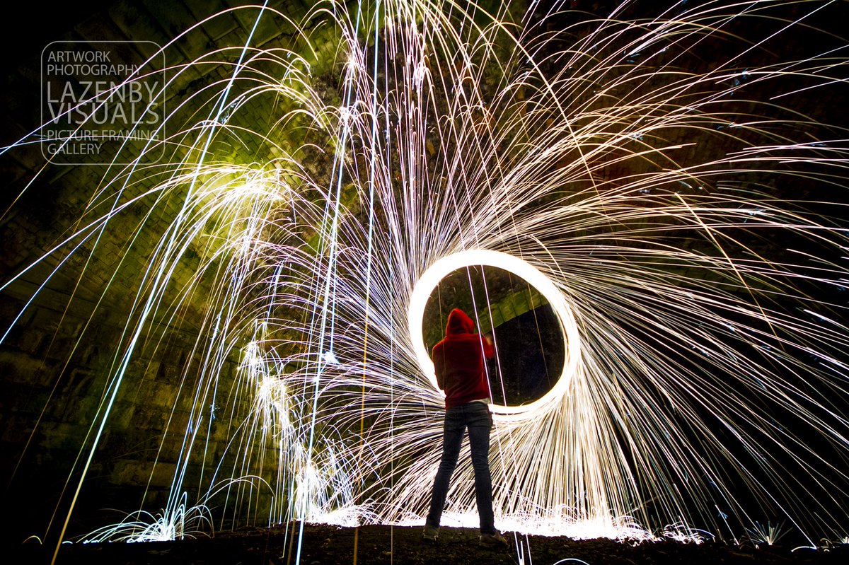 LazenbyVisuals's tweet image. My first ever attempt at #wirewoolspinning - more here flickr.com/photos/lazenby… - #lightpainting #wirewool #longexposure #steelwool