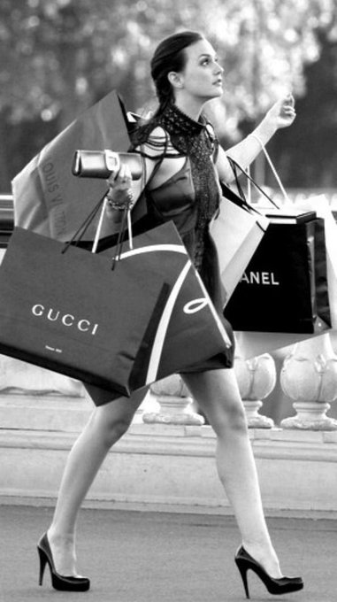 #shopping , shopping, shopping, shopping. #prepareforholidaysin4words @King_Maximuss @RT4FD @slaveCuck_<a href="/tag/shopping"class="tags">#shopping</a><a href="/tag/prepareforholidaysin4words"class="tags">#prepareforholidaysin4words</a>