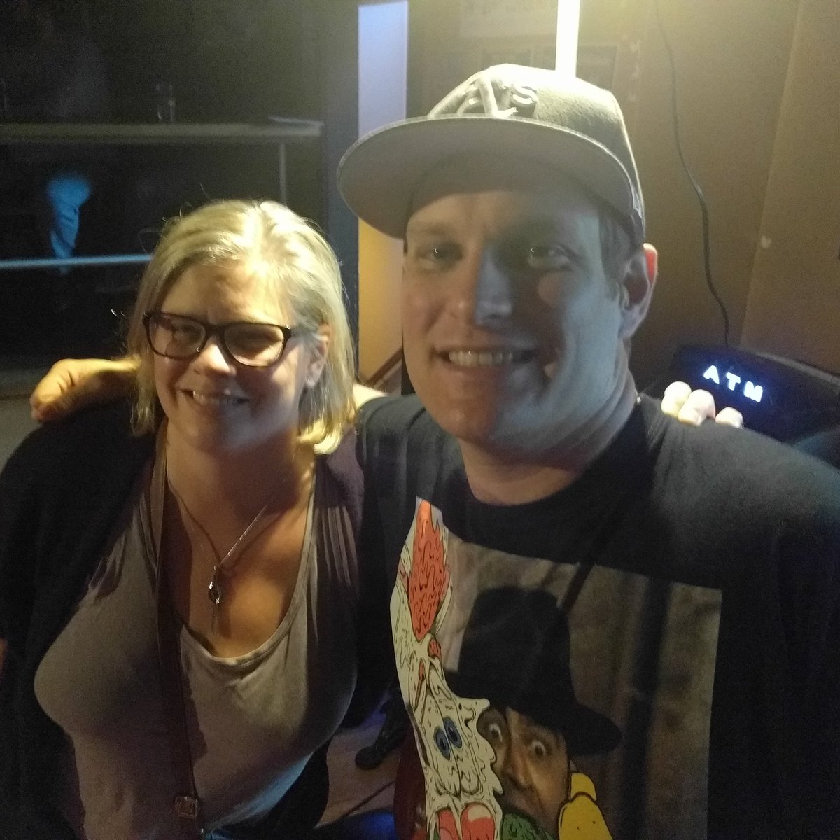 TheReaperGrrl's tweet photo. And this happened. @mclars is pretty much the nicest person you could ever meet. Thanks for the pic and great show! #nerdcore #litcore https://t.co/qBkeJdNT82