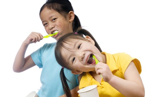 How long should children really spend brushing their teeth? We've got the answer ➝ owl.li/a8i030fRr87