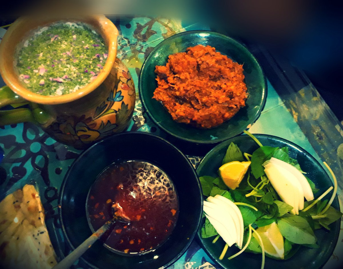 frzfrze's tweet image. دیزی ^__^
جادون خالی