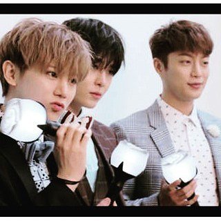 B2STForLifetime's tweet photo. Your smile, passion while performing, your hard work, personality &amp; all of this has been our strength​ for 8 years 💝 #8YearsWithHyunseung https://t.co/DZPTp0lrOE