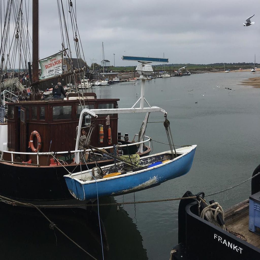 Norfolk coastline is dreamy 🌊
⠀⠀⠀⠀⠀⠀⠀⠀⠀
-------
⠀⠀⠀⠀⠀⠀⠀⠀⠀
#explore #exploreeverything #adventure #creative #simple… ift.tt/2ypGC8e