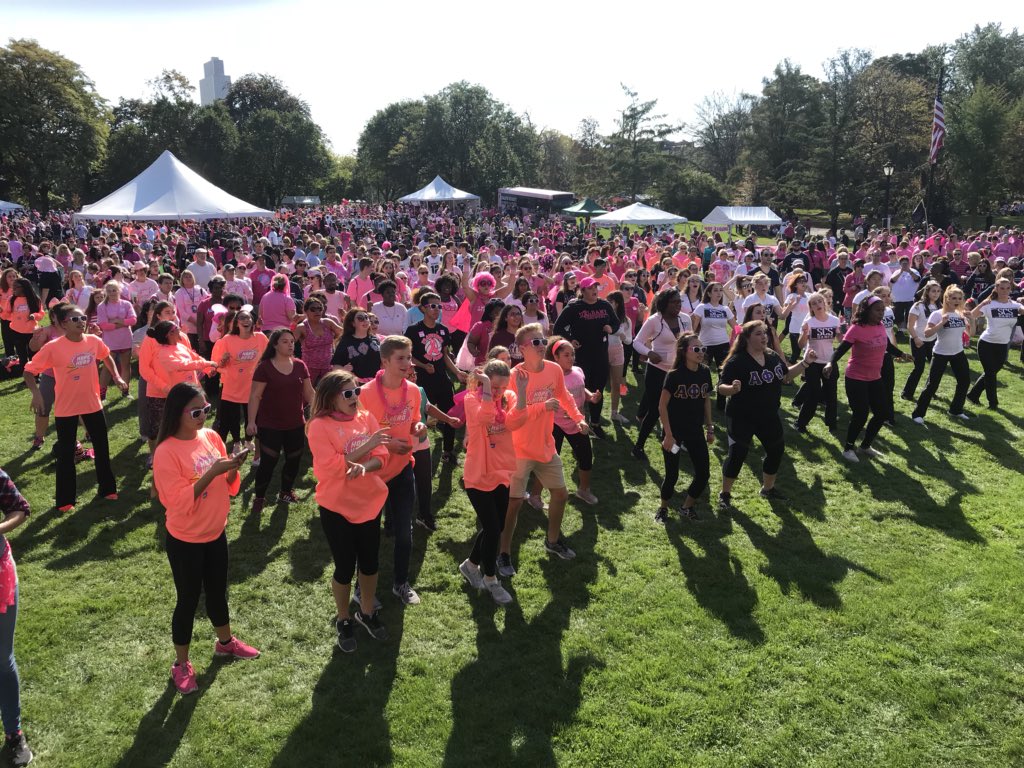 benitazahn's tweet photo. #albanystrides warming up for the walk @WNYT https://t.co/fs7iLPd3Jl